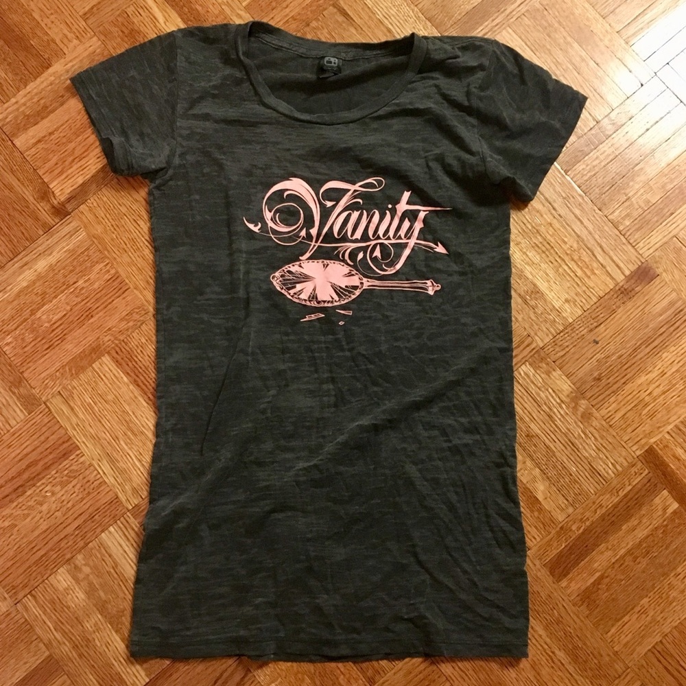 🆕 Alternative Apparel “Vanity” Gray T-Shirt